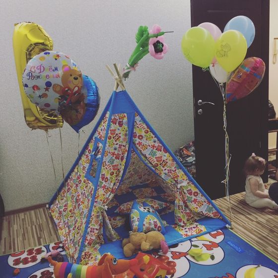 Алисе 1 годик !!!!🎁🎉💐😄⛺️
