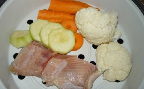 Рыбка с овощами в