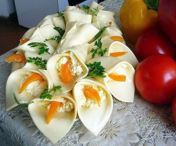 К столу на НГ