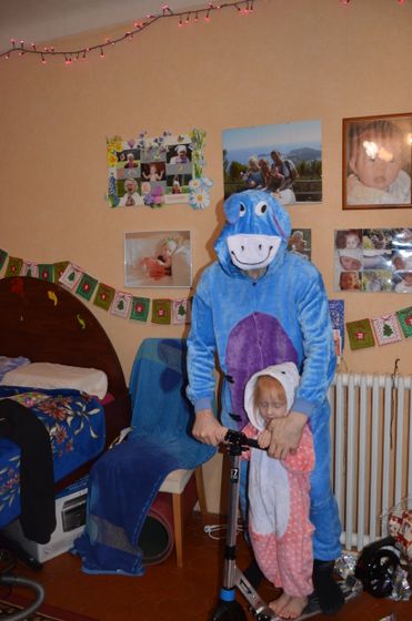 Ох,праздники,праздники,так и в детсво впасть можно.
