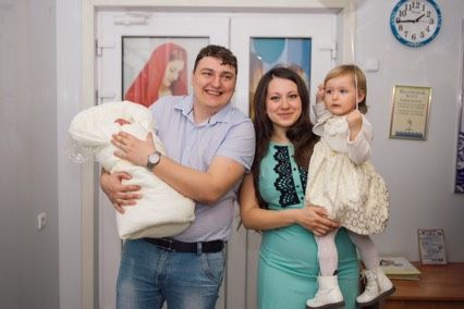 Сыну 2 недели, фото с выписки, жизнь с двумя детьми почти погодками))
