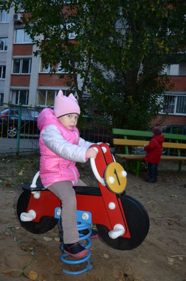 Дочка не любит фотографироваться...фото
