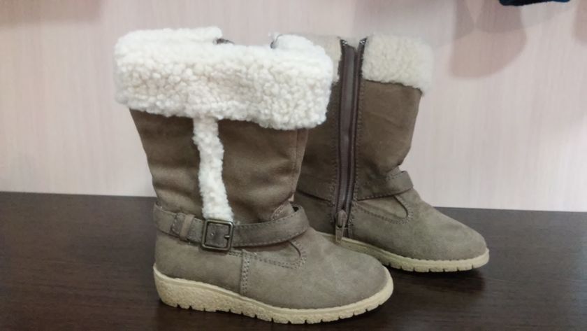 Отдам осенние сапожки