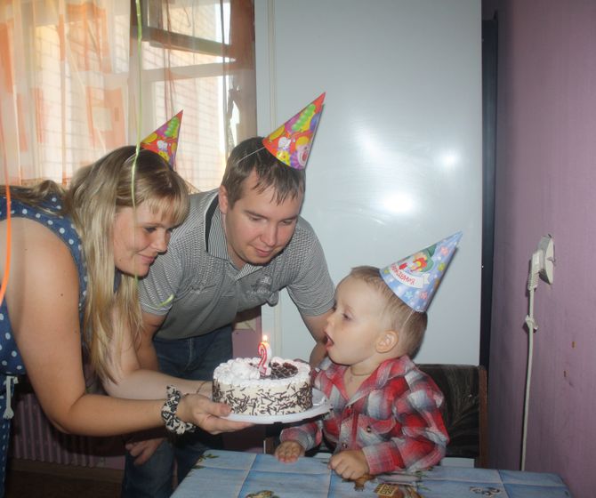 Данюше два годика)