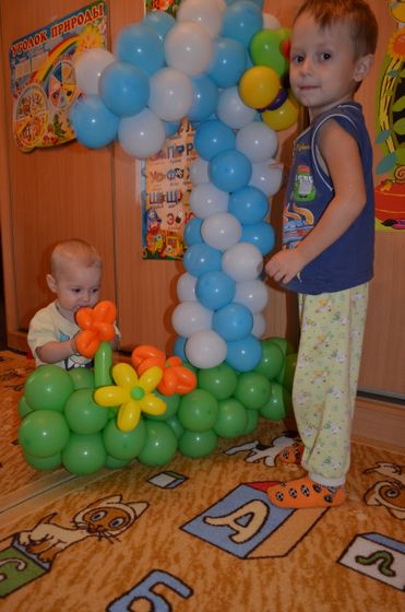 Покажу немного нас)