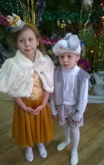 Праздник к нам приходит(((